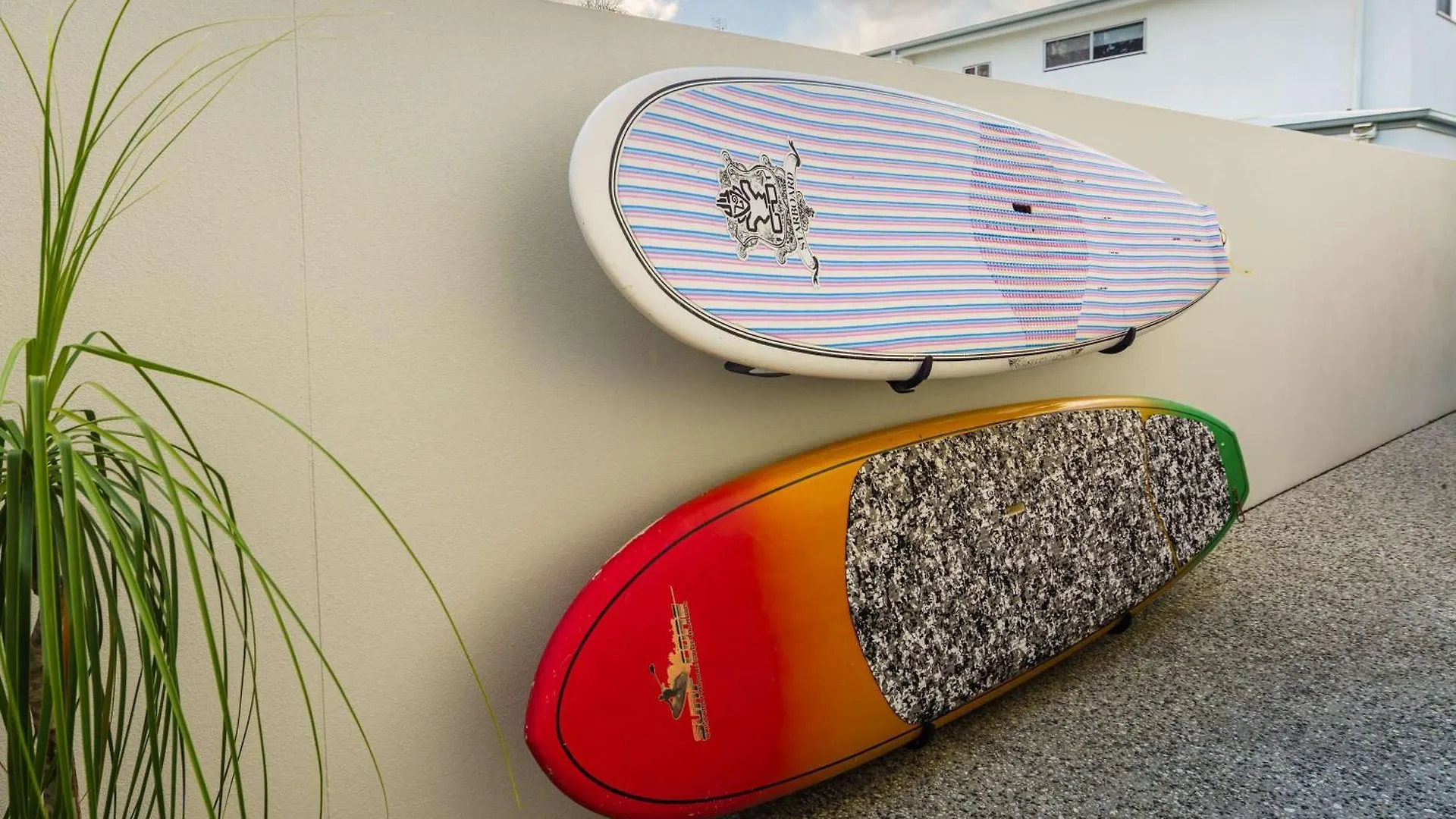 Cotton Tree Beach House - Stylish Family Convenience Maroochydore